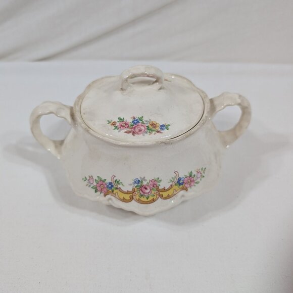 Vintage Homer Laughlin Ceramic Sugar Bowl with Lid - Picture 1 of 5